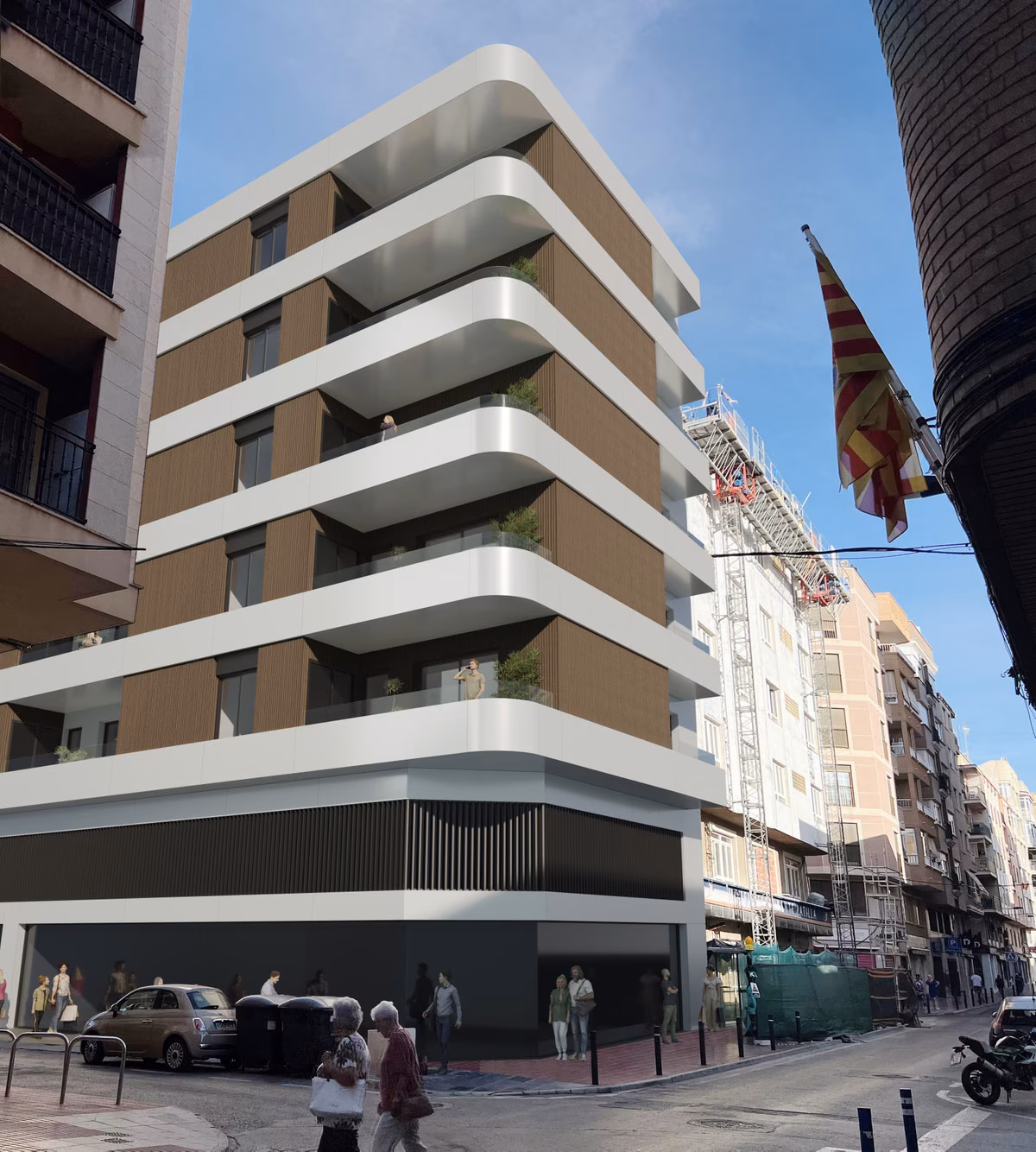 Straßenansicht des Eckhauses mit Glasbrüstungen an den Terrassen, Santa Pola