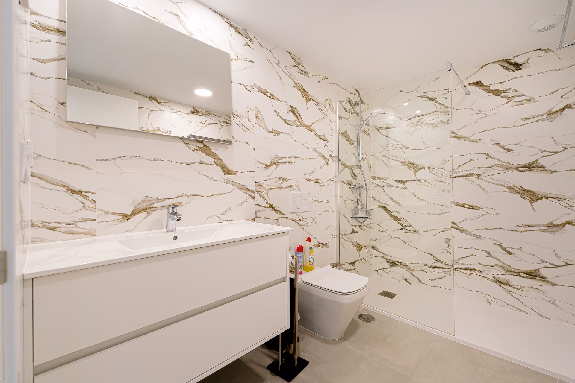 Apartamento esquinero con terraza y jardín de 106 m² — Seascape Resort, Finestrat - 23
