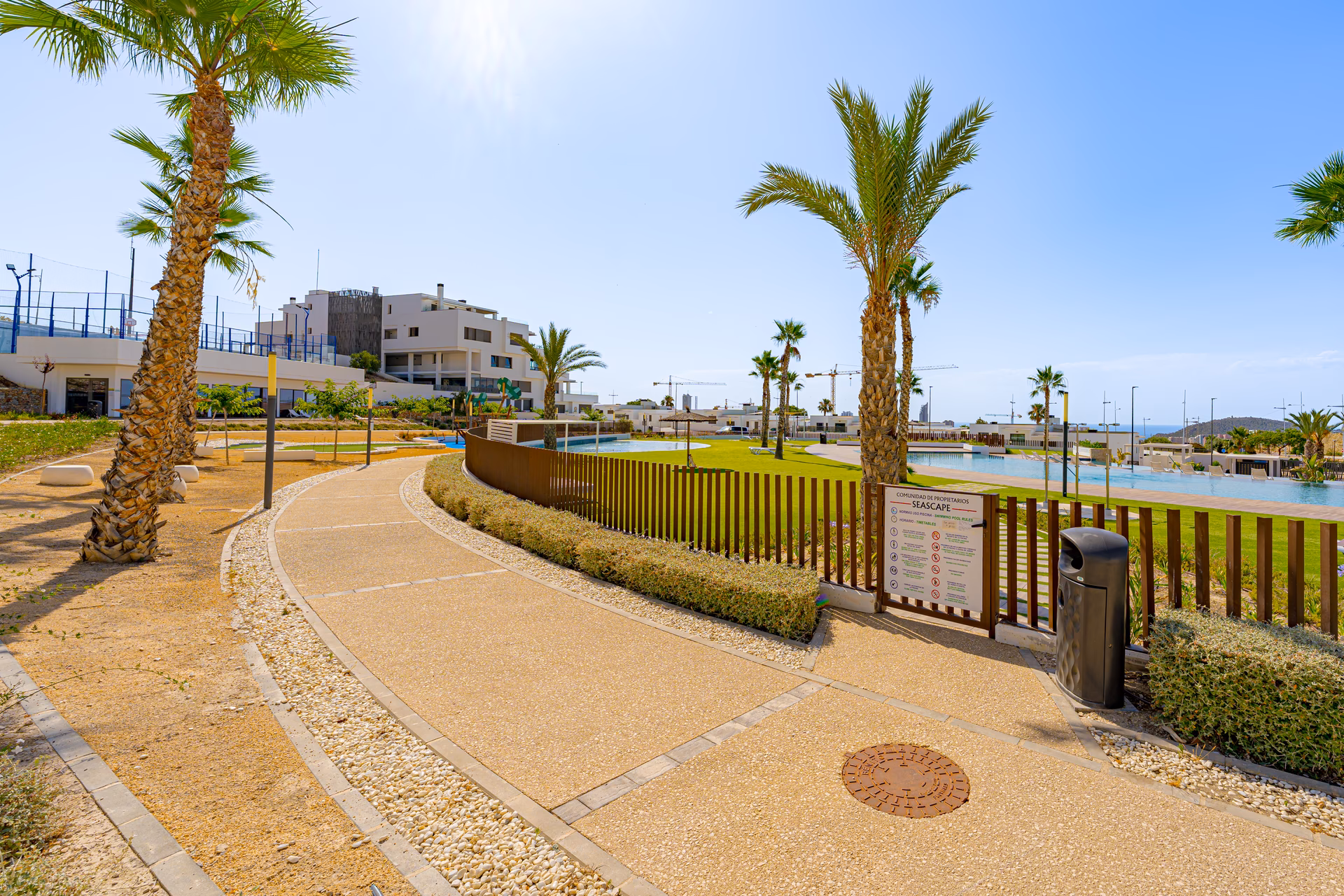 Apartamento esquinero con terraza y jardín de 106 m² — Seascape Resort, Finestrat - 35
