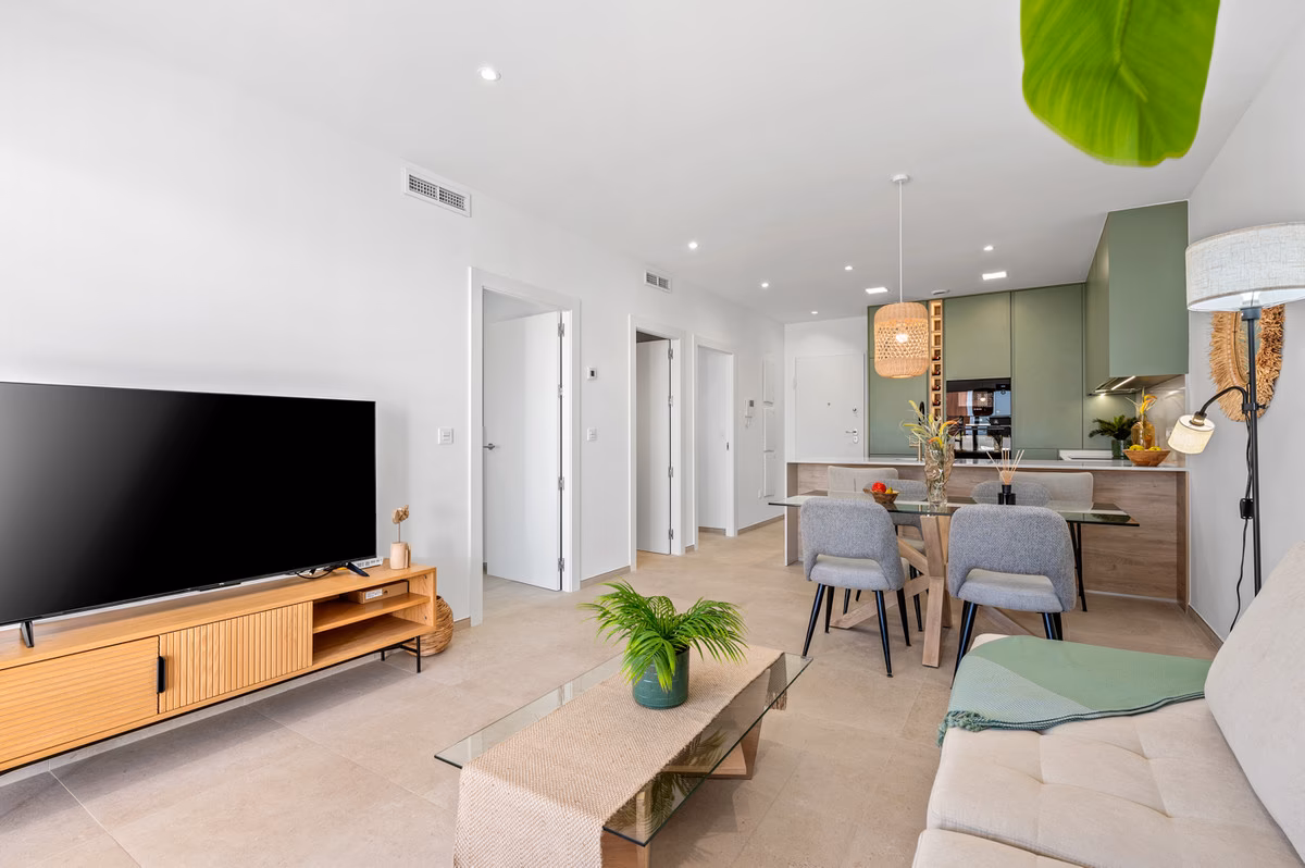 Solarium terrace with golf views