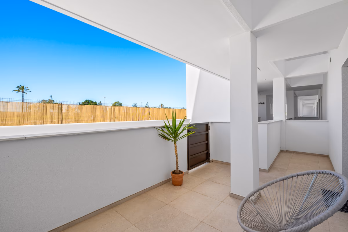 Solarium with open views