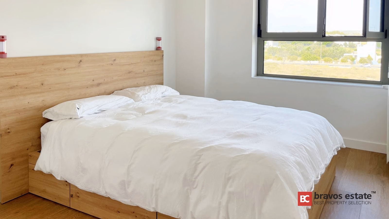 Beachside 3-Bedroom Apartment in Playa de San Juan - 16