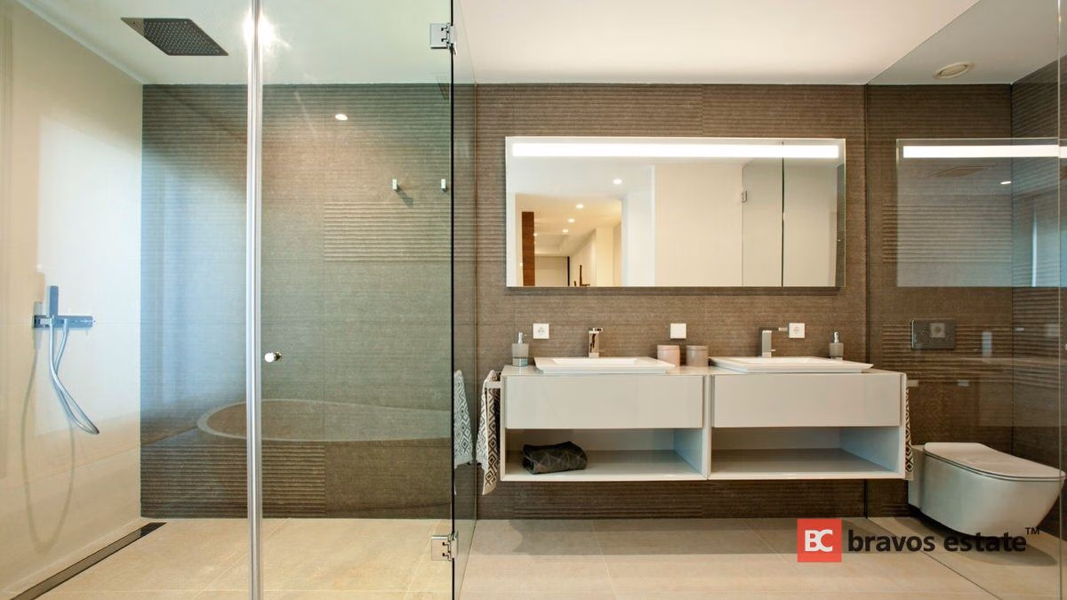 Luxury 4-Bedroom Villa in Cumbre del Sol - 17