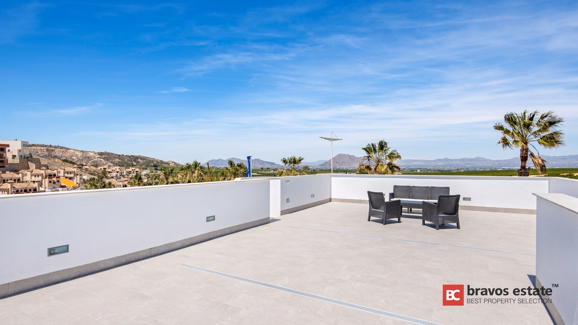 Neubau Villa mit 3 Schlafzimmern in Algorfa - La Finca Golf & Resort - 32