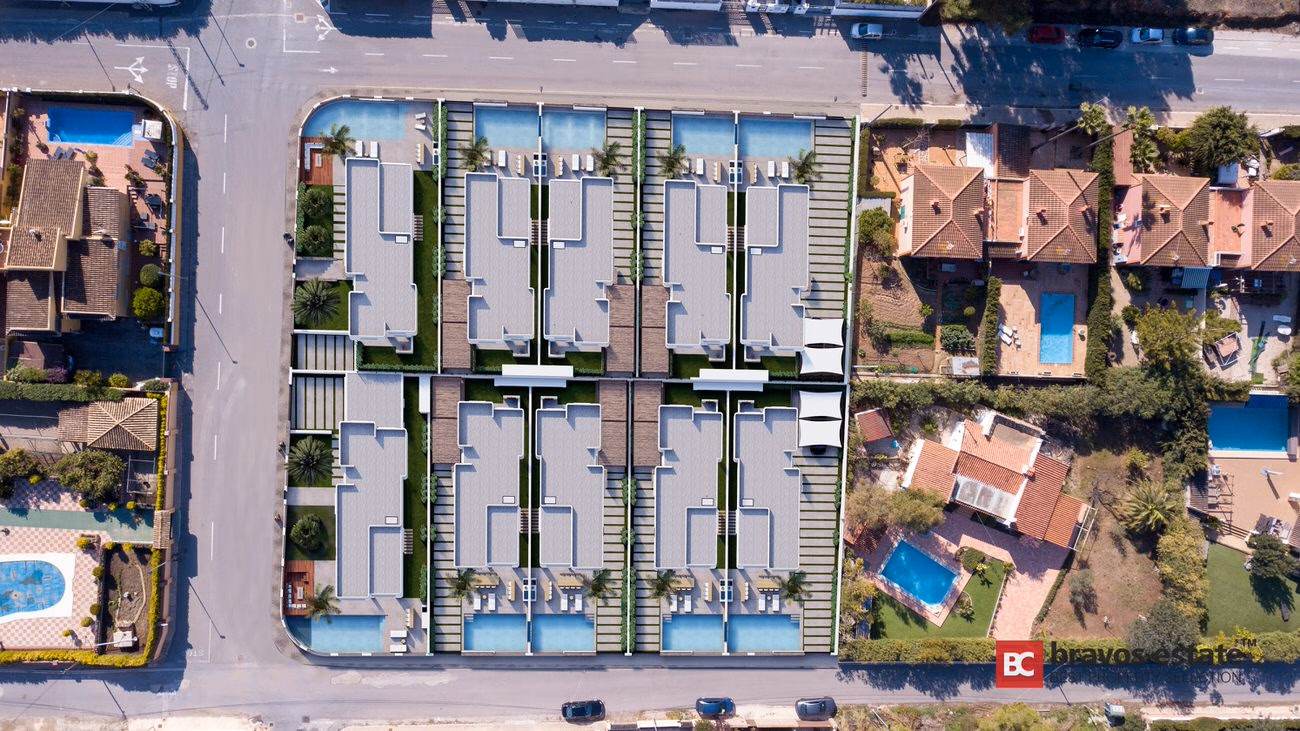 Neubau Villa mit 4 Schlafzimmern in Albir - 27