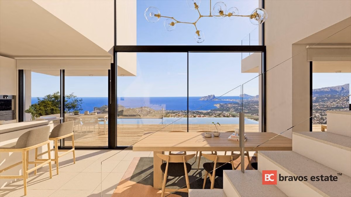 Luxury 4-Bedroom Villa in Cumbre del Sol - 6