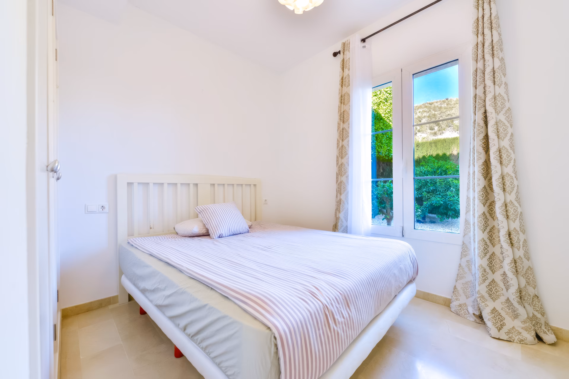Villa mit Meer- und Bergblick in Golf Bahía — Sierra Cortina, Finestrat - 23