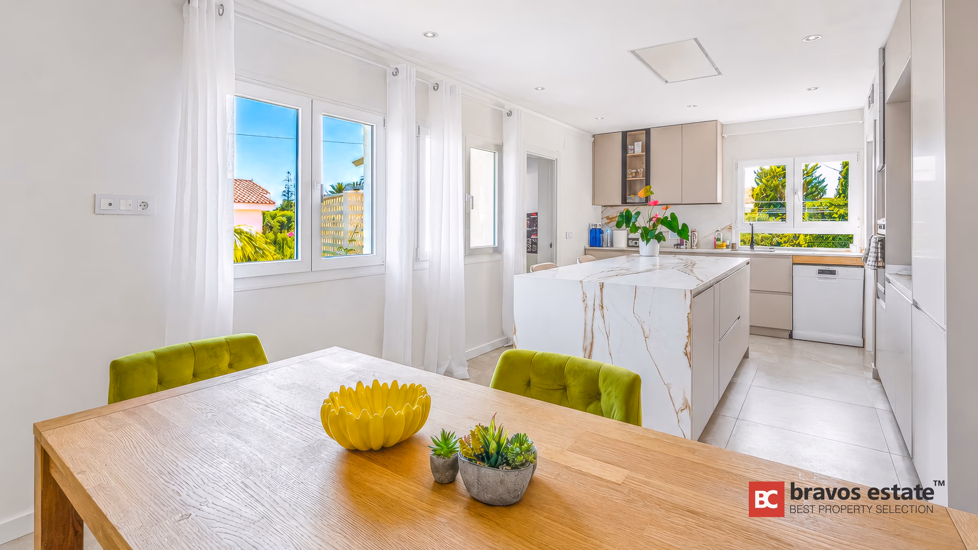 Villa renovada de 7 dormitorios con piscina de agua salada — La Font, San Juan de Alicante - 23