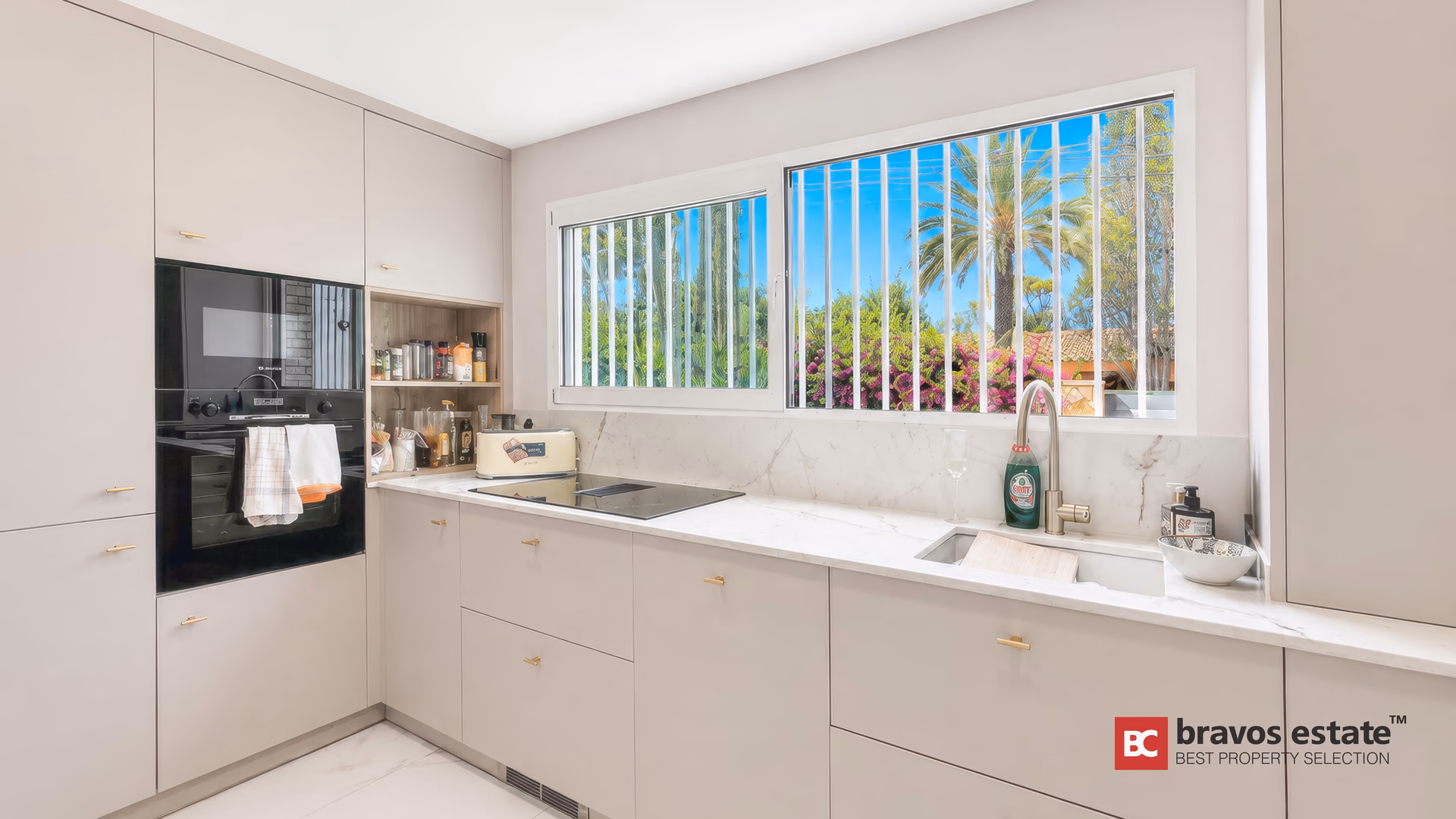 Villa renovada de 7 dormitorios con piscina de agua salada — La Font, San Juan de Alicante - 9