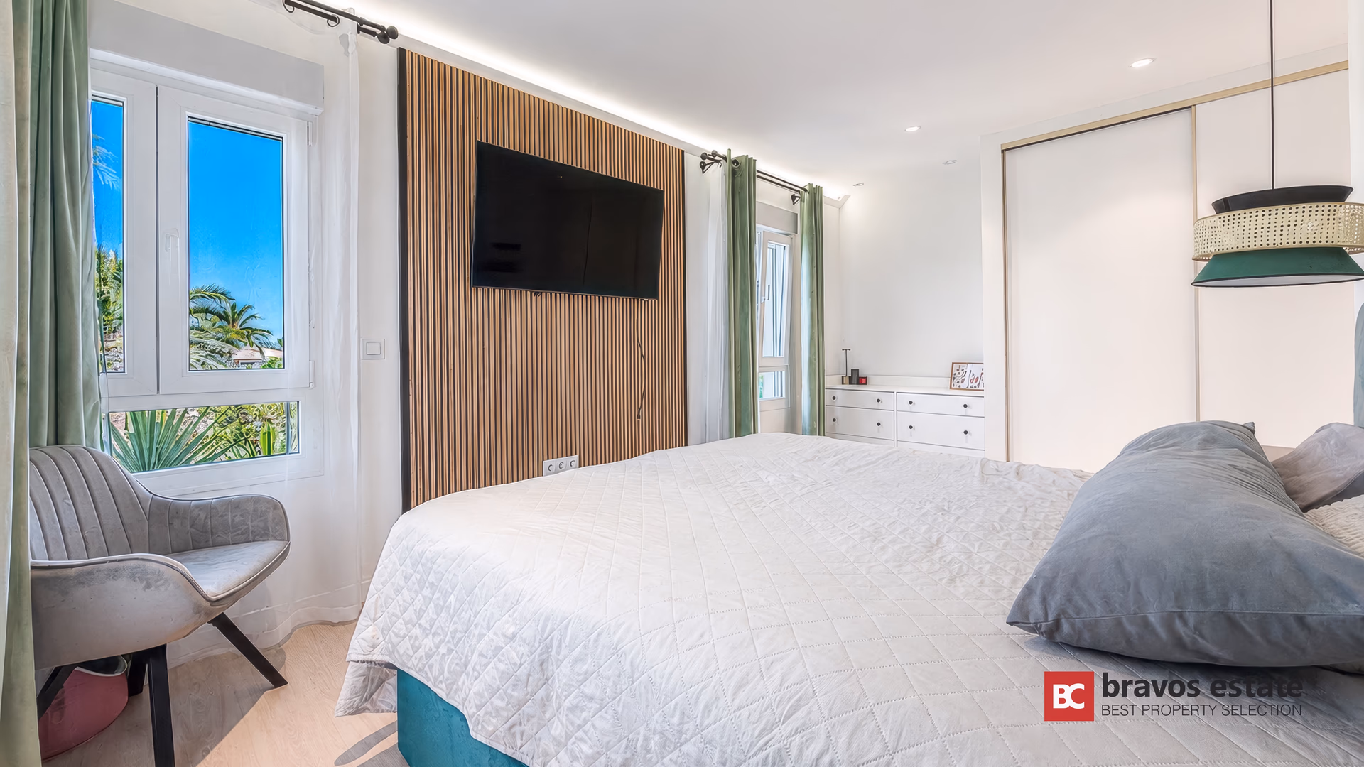 Villa renovada de 7 dormitorios con piscina de agua salada — La Font, San Juan de Alicante - 10