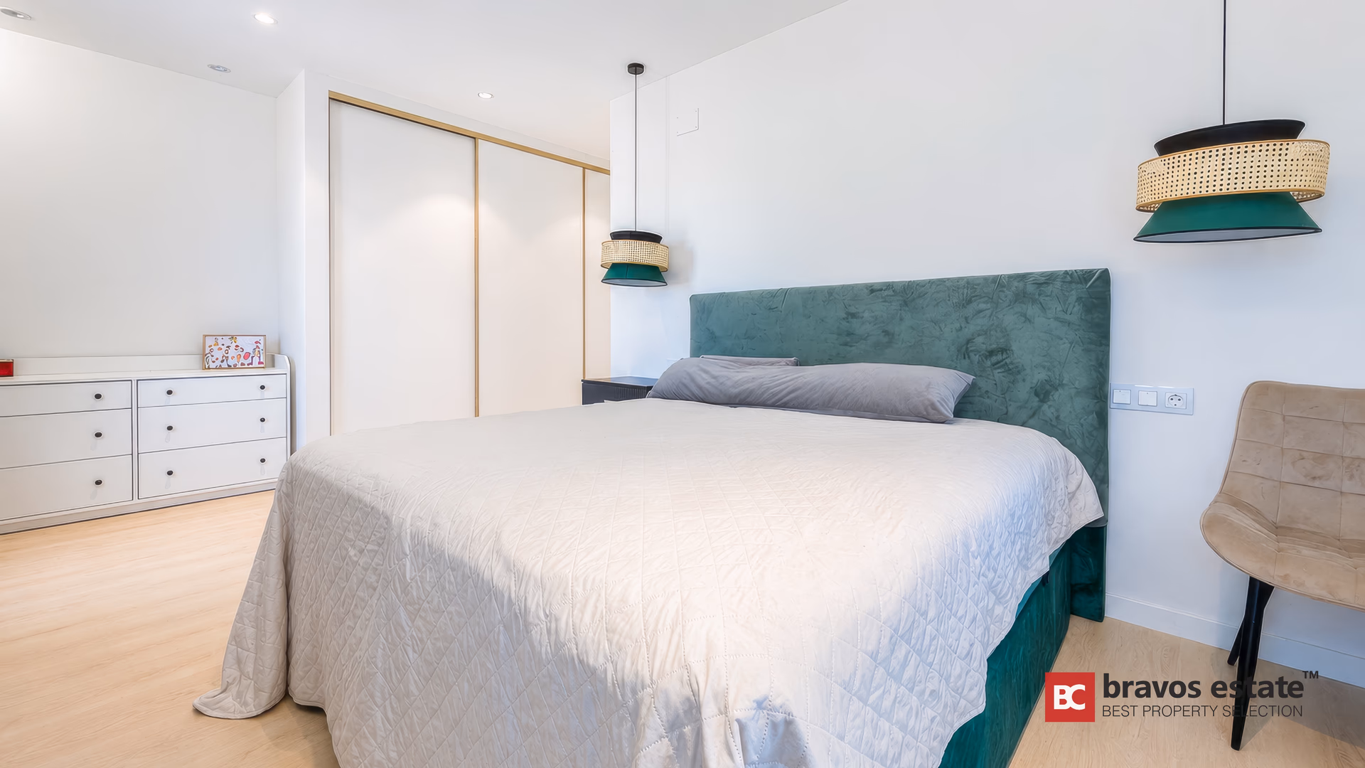 Villa renovada de 7 dormitorios con piscina de agua salada — La Font, San Juan de Alicante - 11