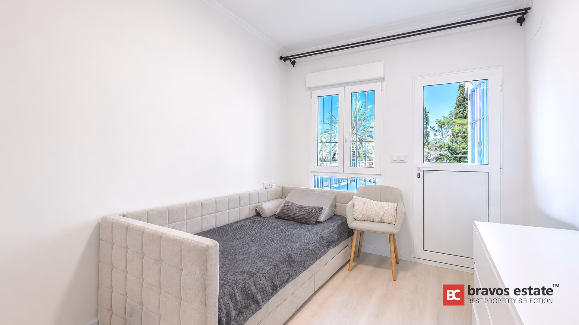 Villa renovada de 7 dormitorios con piscina de agua salada — La Font, San Juan de Alicante - 17