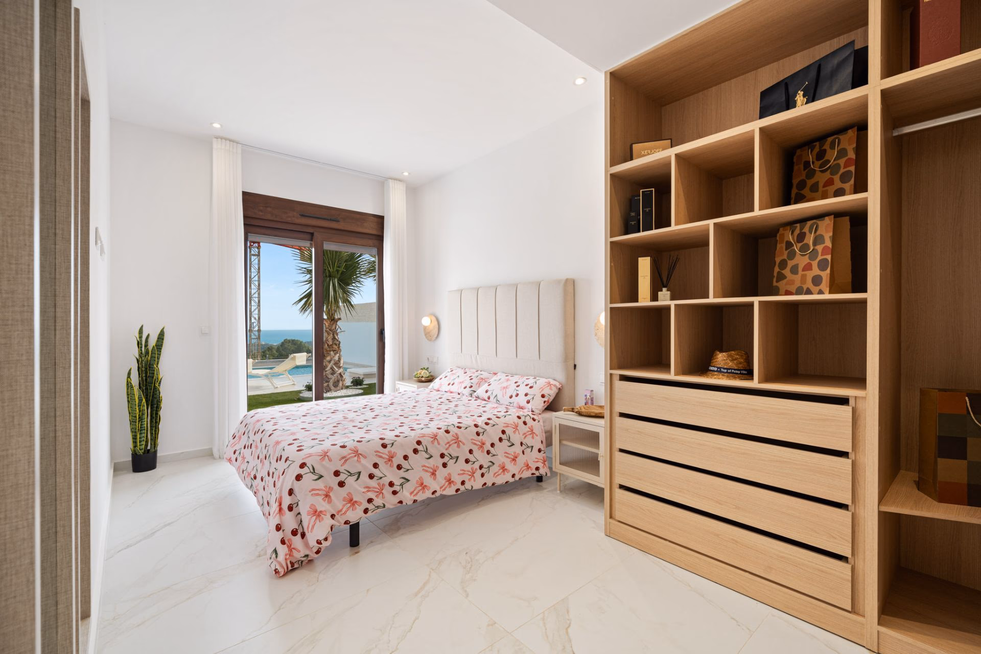 Chambre avec rangements intégrés à Villa Marina Baja