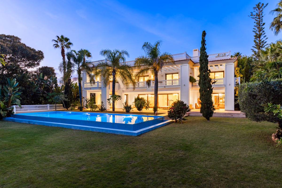 Moderne Strandvilla in Estepona