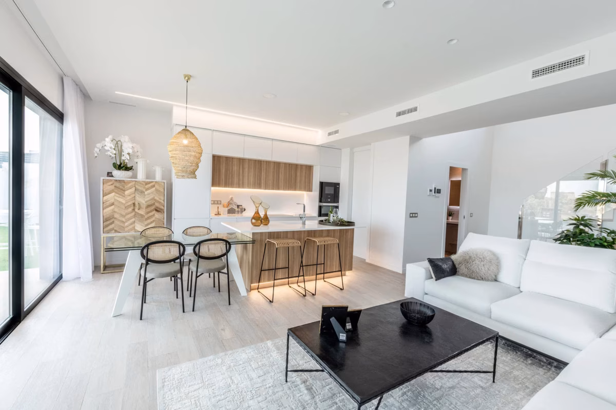 Kitchen island and dining table in the open-plan ground floor