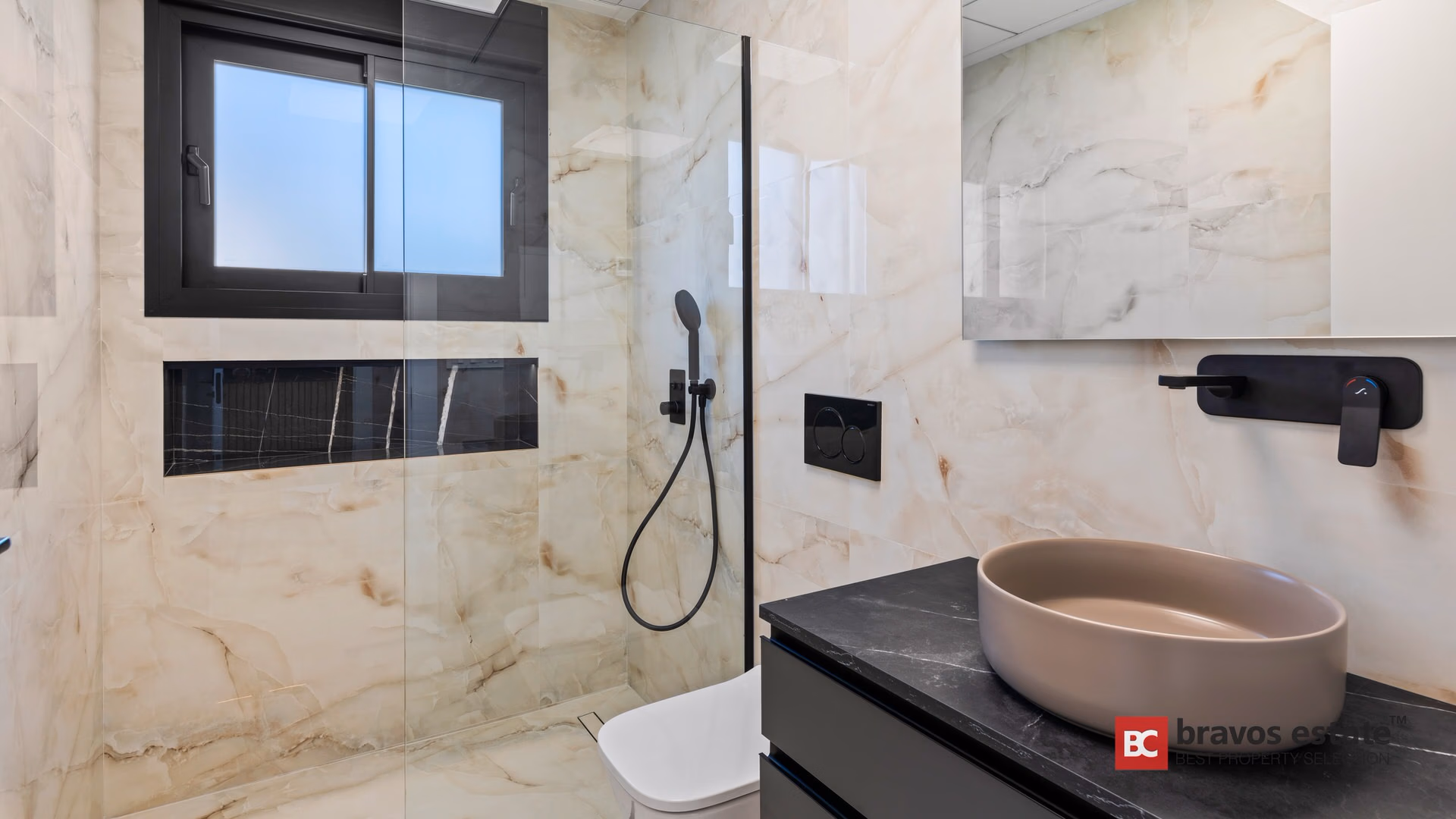Nieuwbouw villa met 3 slaapkamers in Algorfa - La Finca Golf & Resort - 38