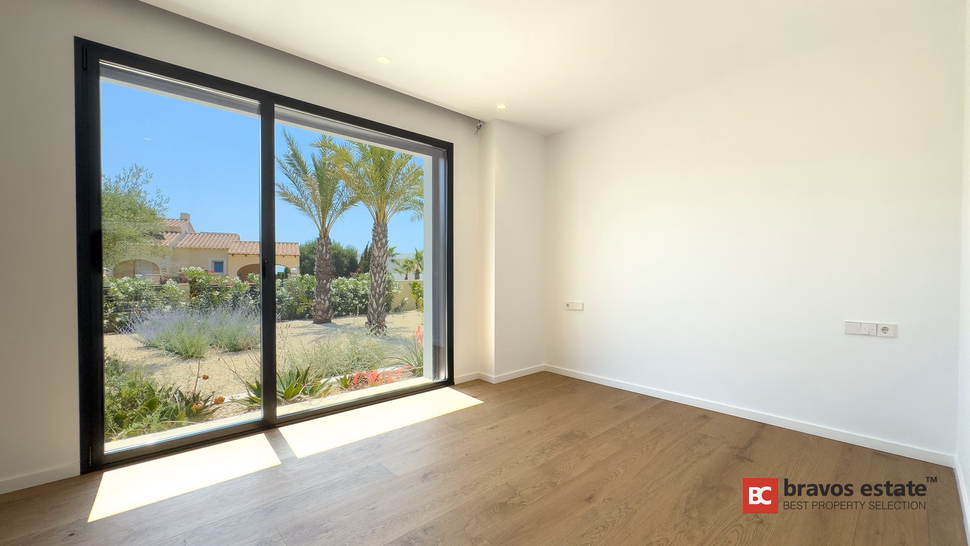 Villa De Lujo de 3 Dormitorios en Cumbre del Sol - 25