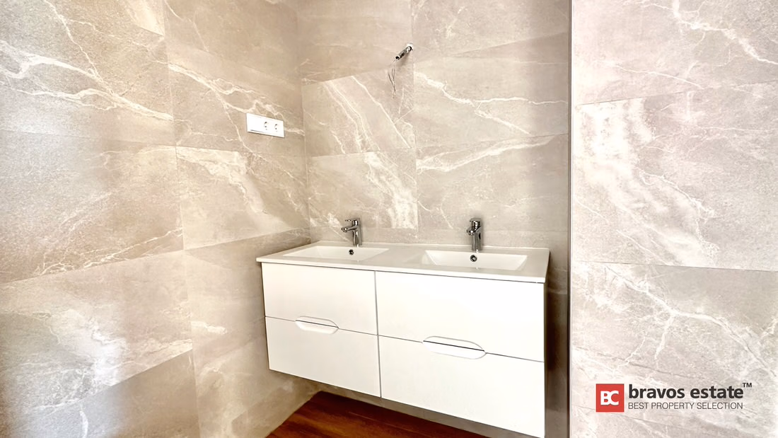 Spacious 3-Bedroom Apartment in Finestrat · 183 m² - 22