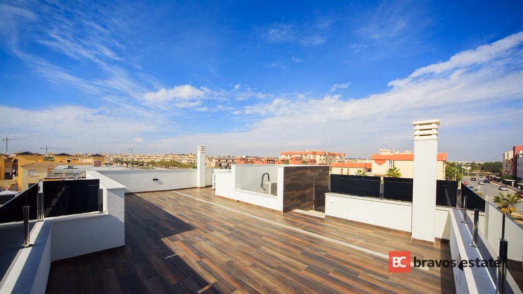 New Build 3-Bedroom Villa in Cabo Roig · 193 m² - 13