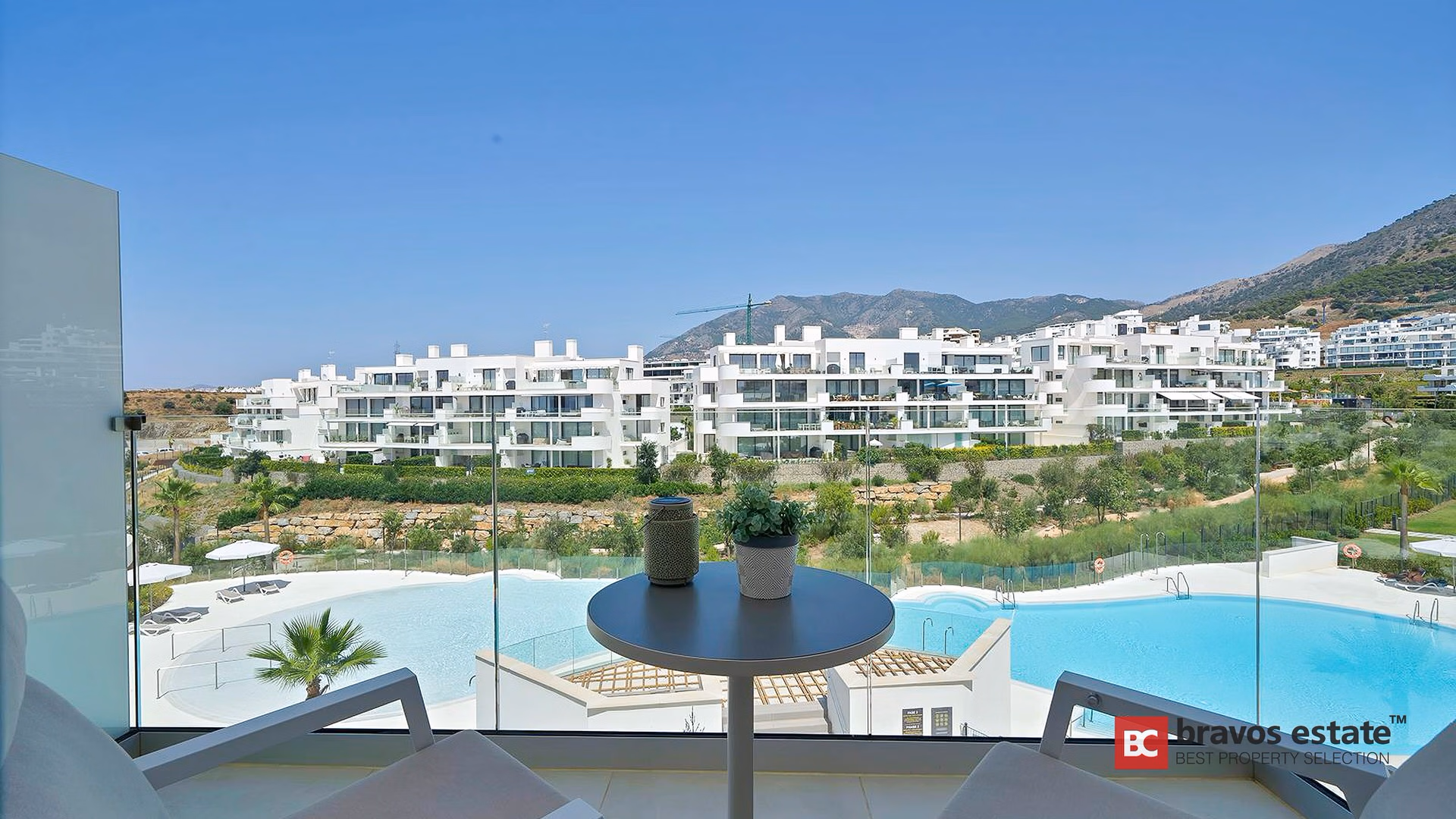 Apartamento Moderno de 2 Dormitorios en Marbella 1