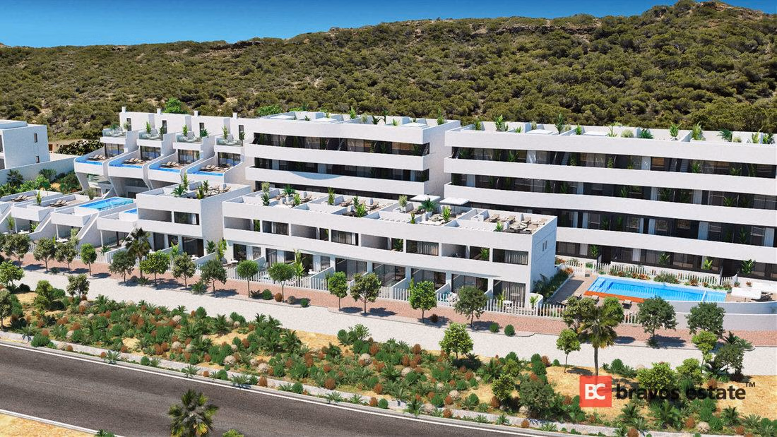 Beachside 2-Bedroom Apartment in Guardamar del Segura · 108 m² - 19