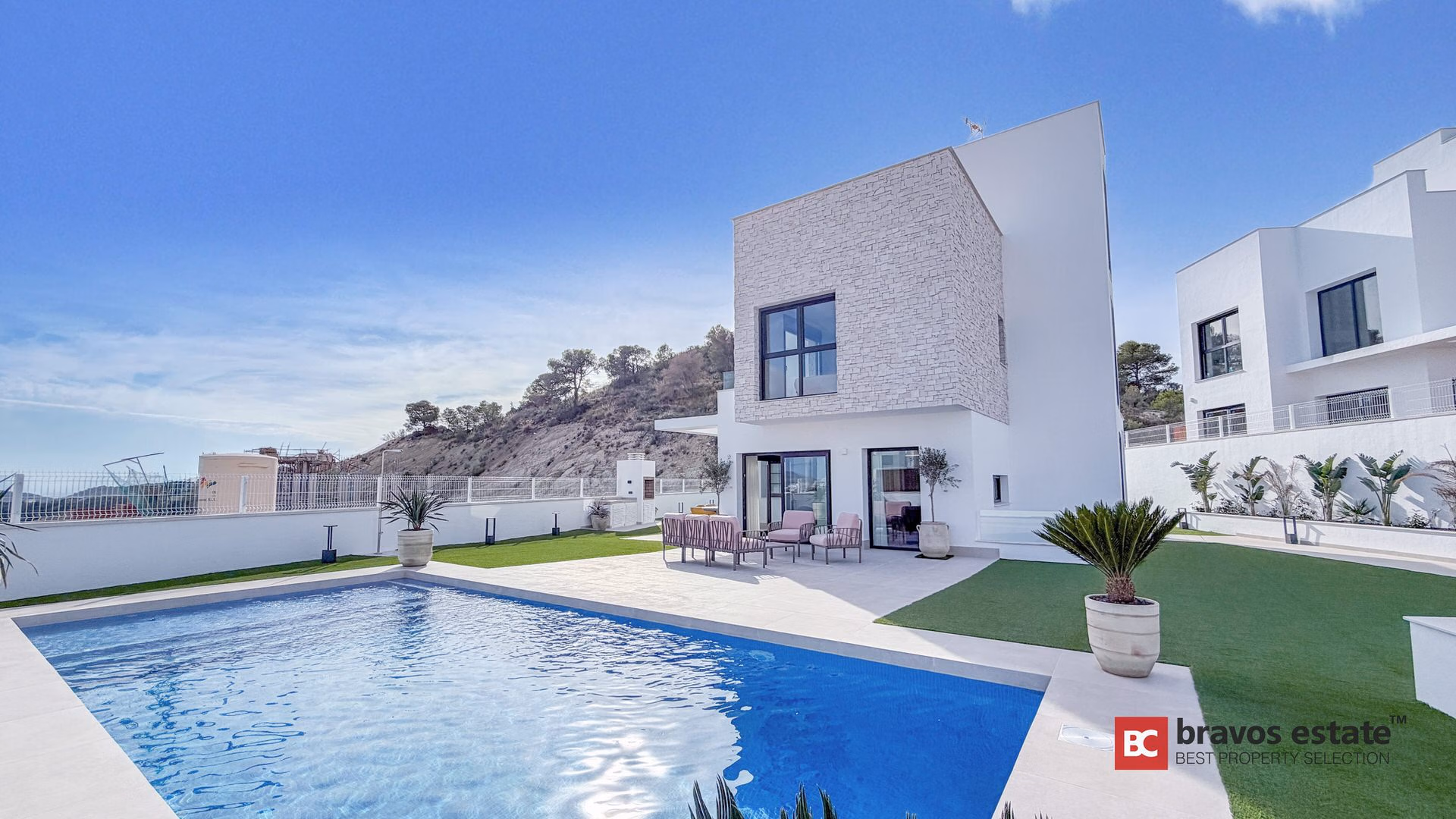 Villa Espaciosa de 4 Dormitorios en Finestrat - 1