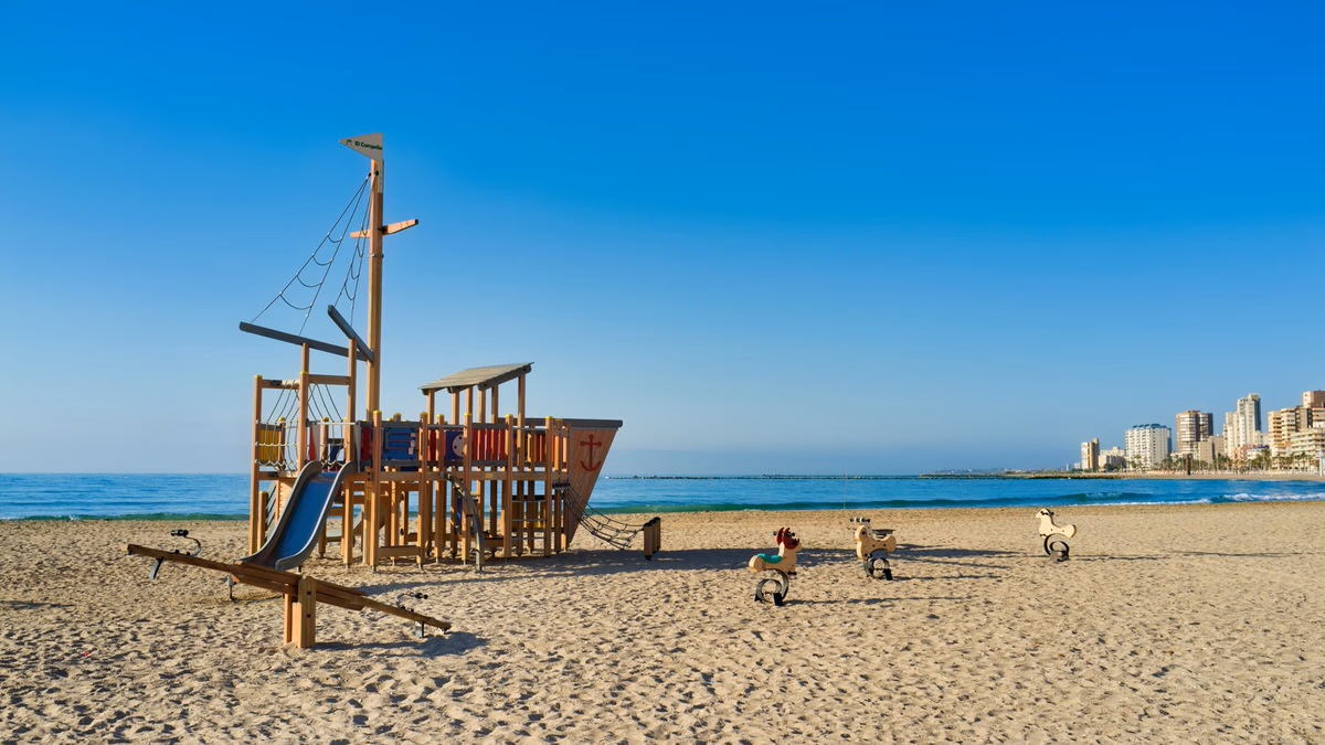 Апартаменты у моря, 2 спальни в Эль Кампельо - 3