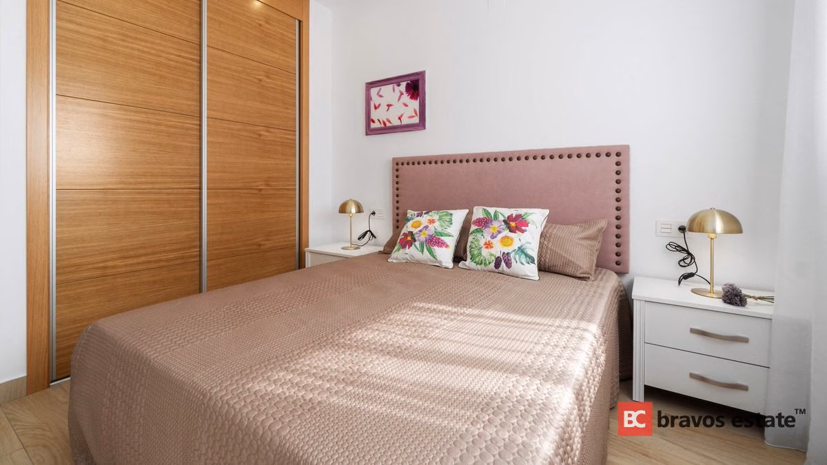 Новое бунгало, 2 спальни в Торревьехе · 131 m² - 4