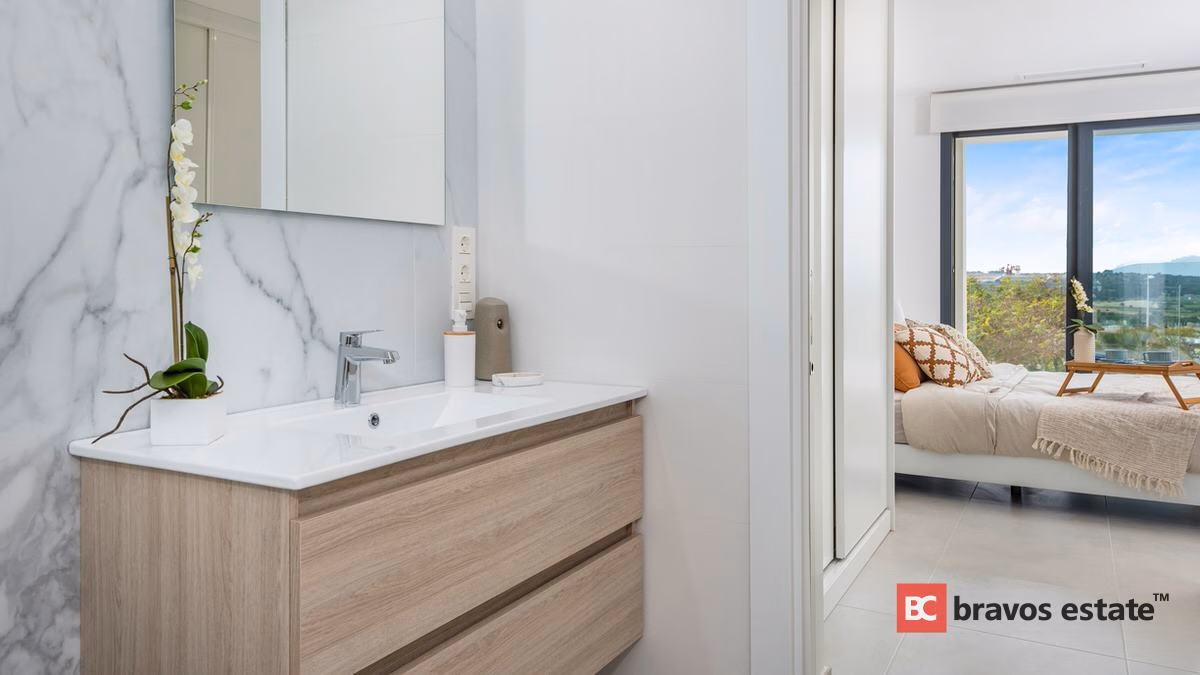 Nieuwbouw villa met 3 slaapkamers in Torrevieja - 16