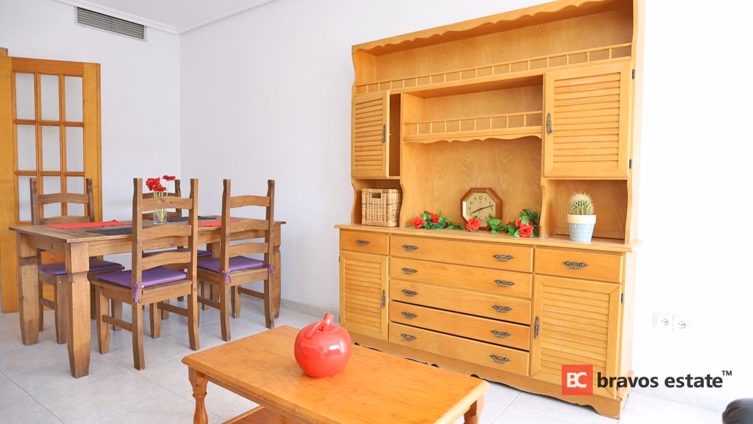 Seafront 3-Bedroom Apartment in El Campello · 90 m² - 4