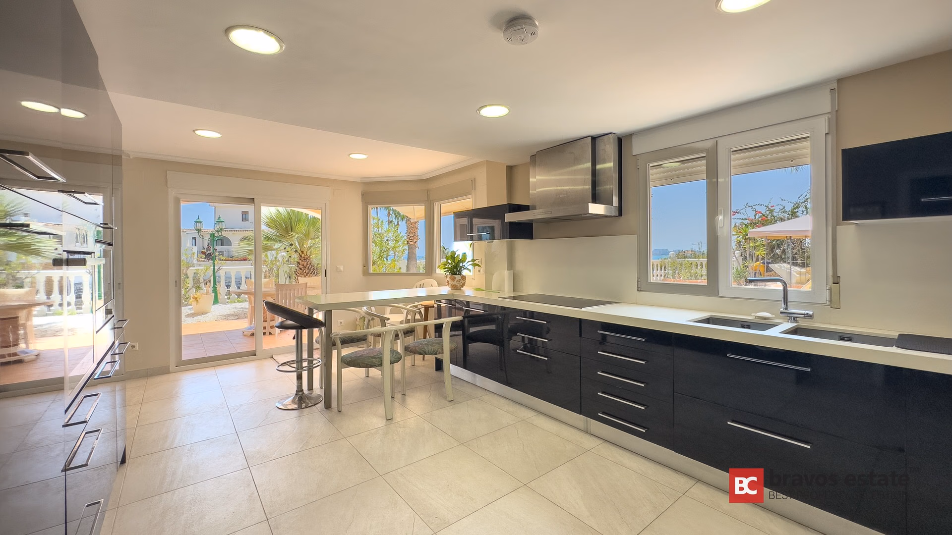 Villa Espaciosa de 5 Dormitorios en El Campello - 14